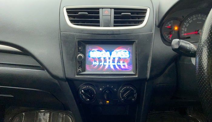 2017 Maruti Swift LXI (O), Petrol, Manual, 94,750 km, Air Conditioner