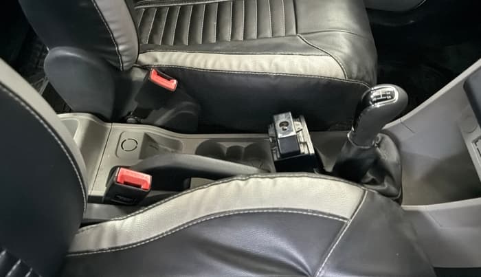 2018 Tata Tiago XE PETROL, Petrol, Manual, 23,112 km, Gear Lever