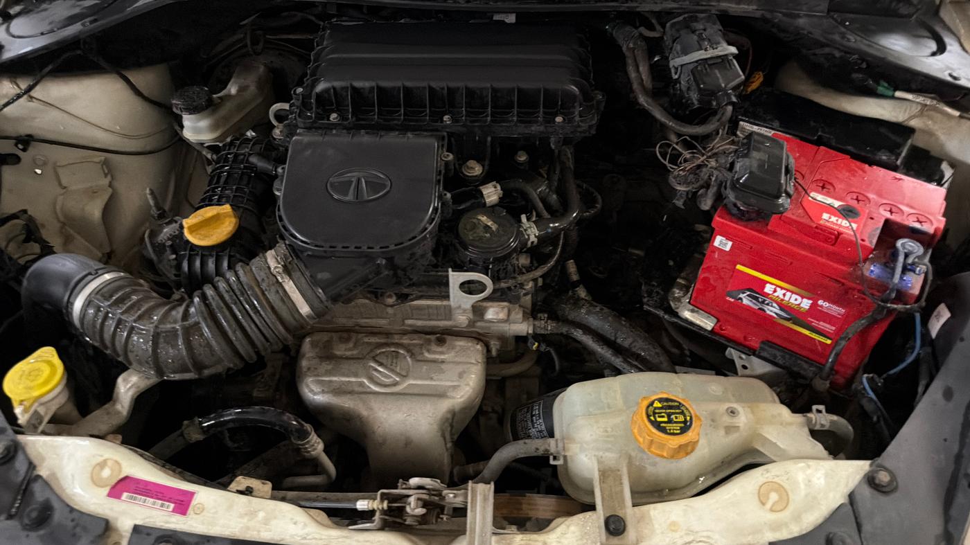 2018 Tata Tiago XE PETROL, Petrol, Manual, 23,112 km, Engine View