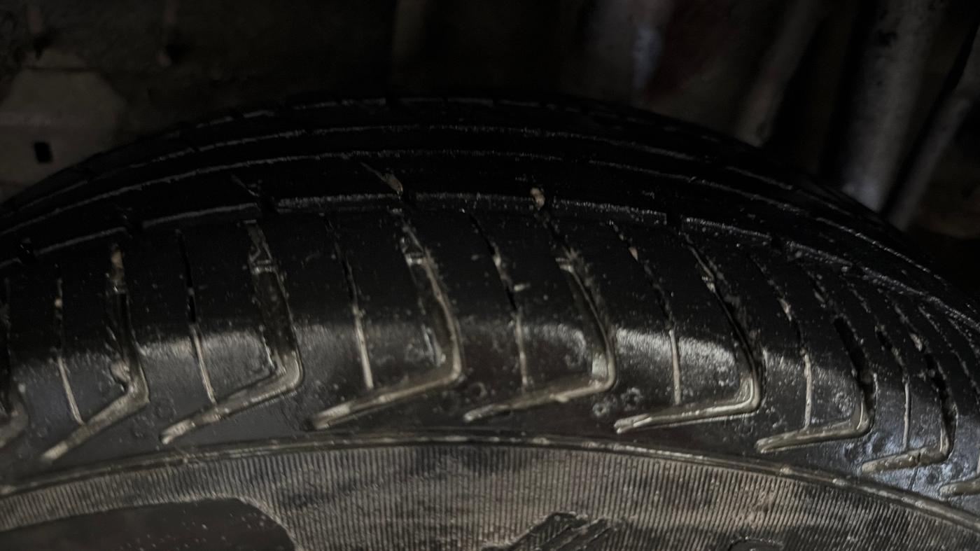 2018 Tata Tiago XE PETROL, Petrol, Manual, 23,112 km, Left Rear Tyre Tread