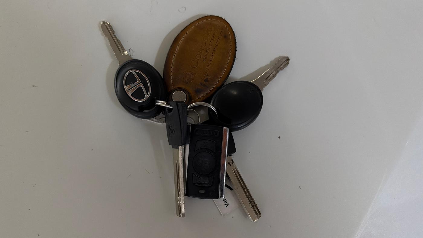 2018 Tata Tiago XE PETROL, Petrol, Manual, 23,112 km, Key Close Up