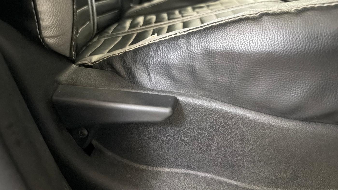 2018 Tata Tiago XE PETROL, Petrol, Manual, 23,112 km, Driver Side Adjustment Panel