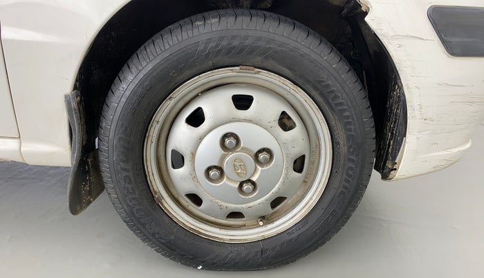 2012 Hyundai Santro Xing GL PLUS, Petrol, Manual, 8,170 km, Right Front Wheel
