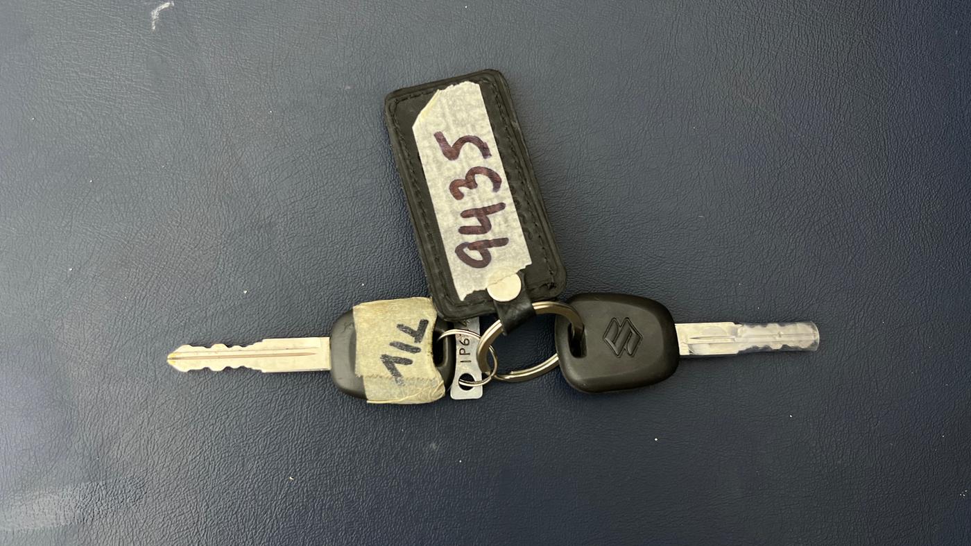 2025 Maruti Eeco 5 STR AC CNG, CNG, Manual, 25,759 km, Key Close Up