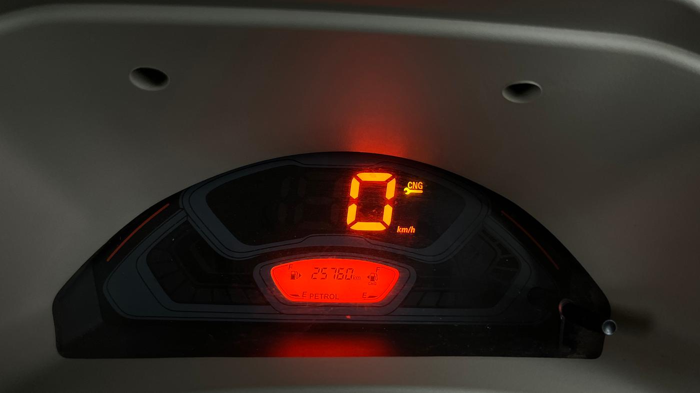2025 Maruti Eeco 5 STR AC CNG, CNG, Manual, 25,759 km, Odometer Image