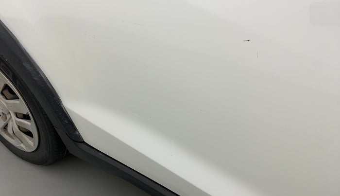 2016 Honda BR-V 1.5L I- DTEC S, Diesel, Manual, 99,378 km, Right rear door - Slightly dented