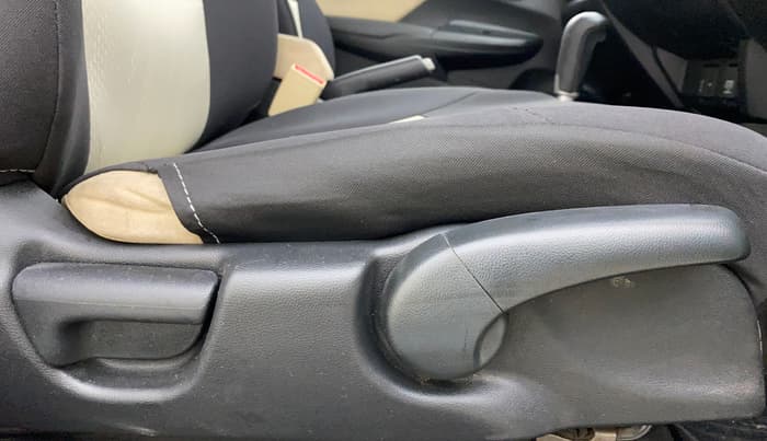 2019 Honda Jazz 1.2L I-VTEC V CVT, Petrol, Automatic, 71,331 km, Driver Side Adjustment Panel
