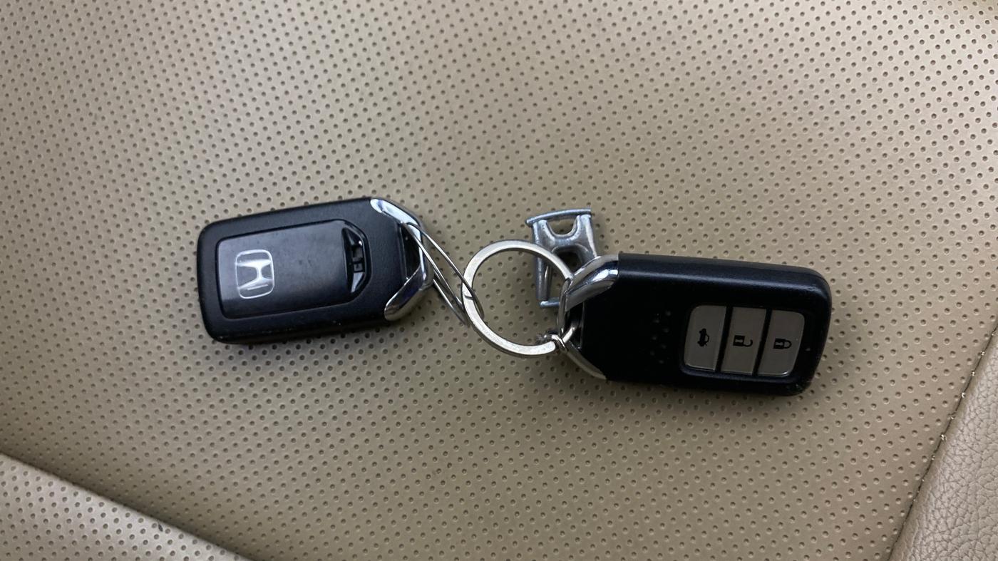 2018 Honda City 1.5L I-VTEC V MT, Petrol, Manual, 74,104 km, Key Close Up