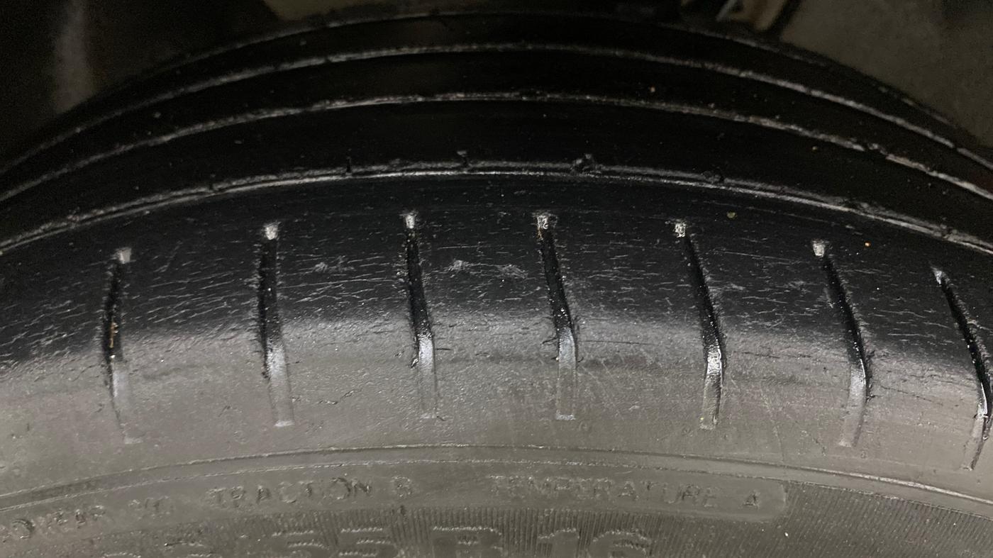 2017 Hyundai i20 Active 1.2 SX, Petrol, Manual, 37,895 km, Left Front Tyre Tread
