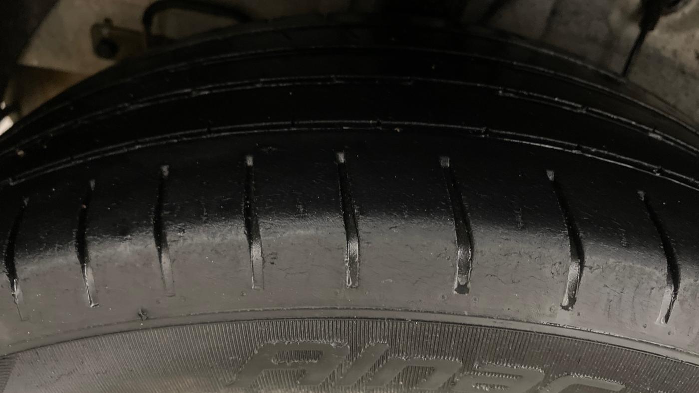 2017 Hyundai i20 Active 1.2 SX, Petrol, Manual, 37,895 km, Right Rear Tyre Tread
