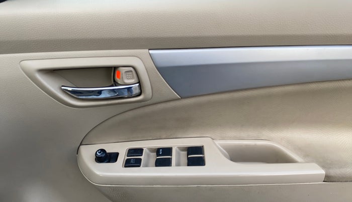 2017 Maruti Ertiga VXI, Petrol, Manual, 57,734 km, Driver Side Door Panels Control
