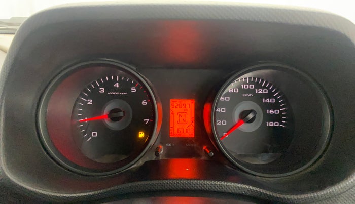 2016 Mahindra TUV300 T6 PLUS, Diesel, Manual, 67,182 km, Odometer Image