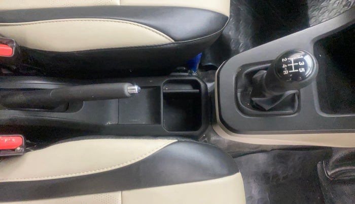 2024 Maruti New Wagon-R VXI 1.0, Petrol, Manual, 11,914 km, Gear Lever