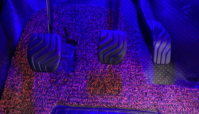 2019 Renault Kwid RXT 0.8 (O), Petrol, Manual, 53,682 km, Pedals