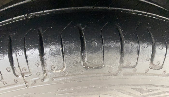 2019 Renault Kwid RXT 0.8 (O), Petrol, Manual, 53,682 km, Right Front Tyre Tread