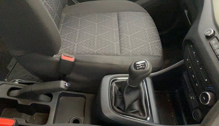 2023 Tata PUNCH ADVENTURE MT, Petrol, Manual, 18,545 km, Gear Lever