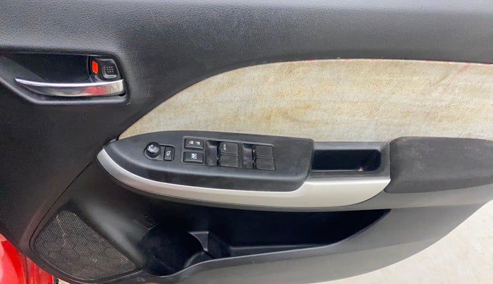 2016 Maruti Baleno DELTA PETROL 1.2, Petrol, Manual, 33,685 km, Driver Side Door Panels Control