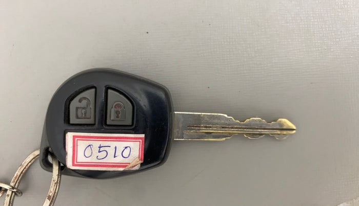 2016 Maruti Baleno DELTA PETROL 1.2, Petrol, Manual, 33,685 km, Key Close Up