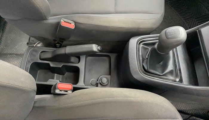 2022 Tata PUNCH PURE MT, Petrol, Manual, 47,445 km, Gear Lever