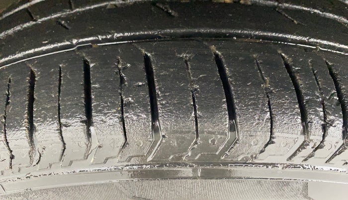 2022 Tata PUNCH PURE MT, Petrol, Manual, 47,445 km, Left Front Tyre Tread