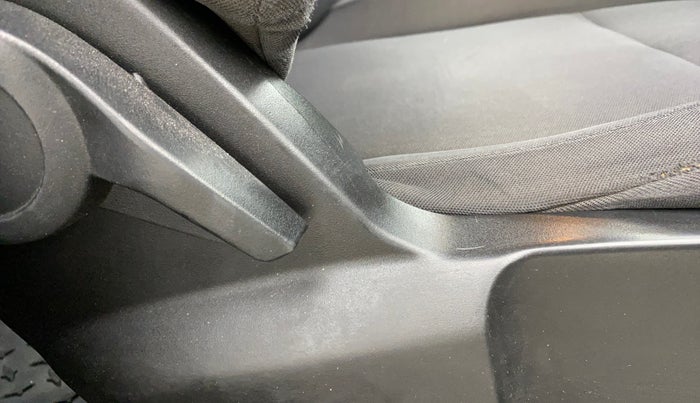 2022 Tata PUNCH PURE MT, Petrol, Manual, 47,445 km, Driver Side Adjustment Panel