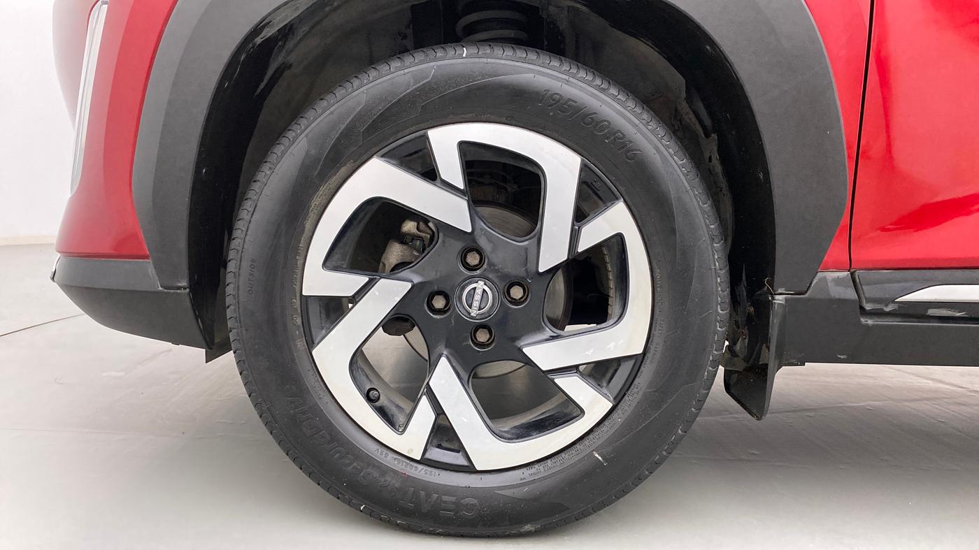 2021 Nissan MAGNITE XV TURBO CVT DUAL TONE, Petrol, Automatic, 25,870 km, Left Front Wheel