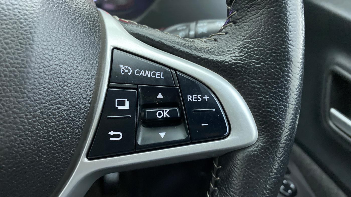 2021 Nissan MAGNITE XV TURBO CVT DUAL TONE, Petrol, Automatic, 25,870 km, Adaptive Cruise Control