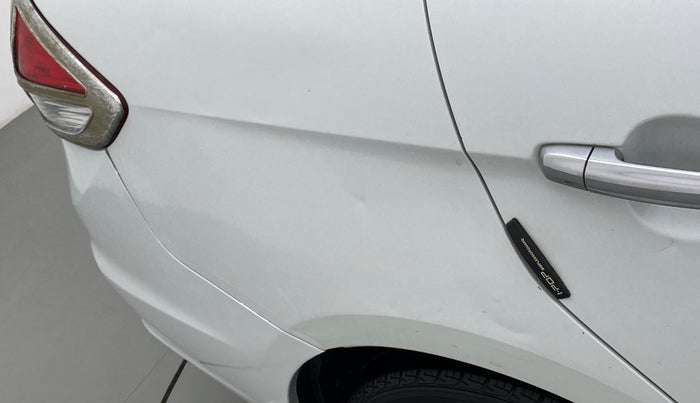 2016 Maruti Ciaz ZXI, Petrol, Manual, 38,182 km, Right quarter panel - Slightly dented