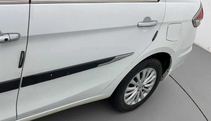 2016 Maruti Ciaz ZXI, Petrol, Manual, 38,182 km, Rear left door - Paint has faded