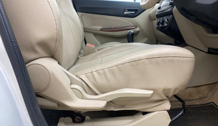 2019 Maruti Dzire VXI, Petrol, Manual, 89,319 km, Driver Side Adjustment Panel