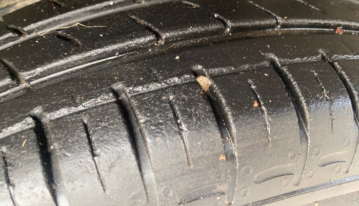 2021 Maruti S PRESSO VXI, Petrol, Manual, 76,607 km, Right Front Tyre Tread