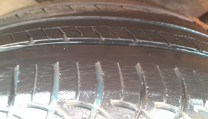2017 Maruti Baleno DELTA PETROL 1.2, CNG, Manual, 81,522 km, Left Rear Tyre Tread