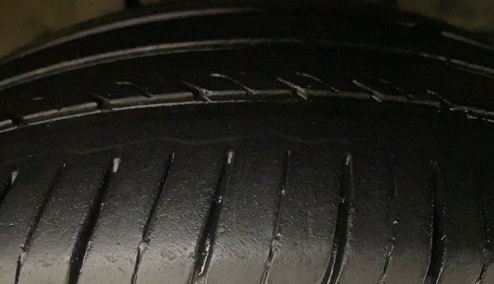 2017 Honda Jazz 1.2L I-VTEC V AT, Petrol, Automatic, 66,121 km, Right Front Tyre Tread