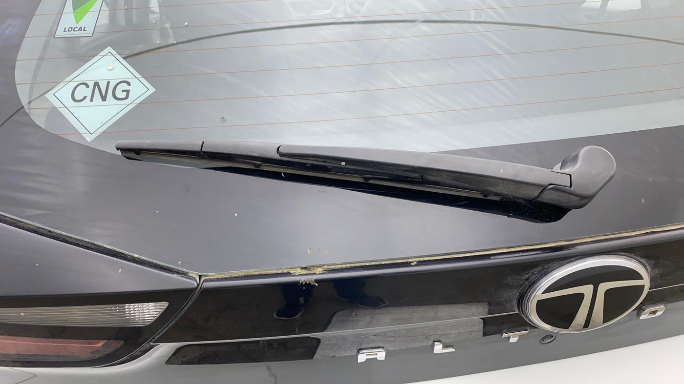 2024 Tata ALTROZ XZ CNG, CNG, Manual, 28,351 km, Rear Wiper