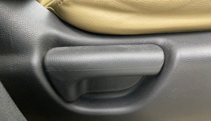 2020 Honda City 1.5L I-VTEC ZX, Petrol, Manual, 32,989 km, Driver Side Adjustment Panel