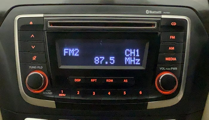 2017 Maruti Ciaz ZETA DIESEL 1.3, Diesel, Manual, 86,680 km, Infotainment System