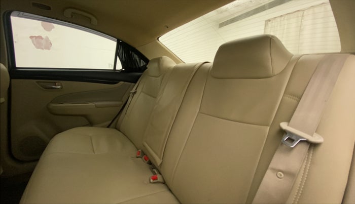 2017 Maruti Ciaz ZETA DIESEL 1.3, Diesel, Manual, 86,680 km, Right Side Rear Door Cabin