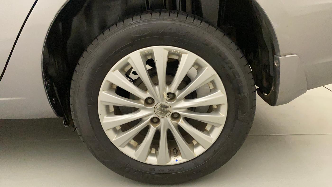 2017 Maruti Ciaz ZETA DIESEL 1.3, Diesel, Manual, 86,680 km, Left Rear Wheel