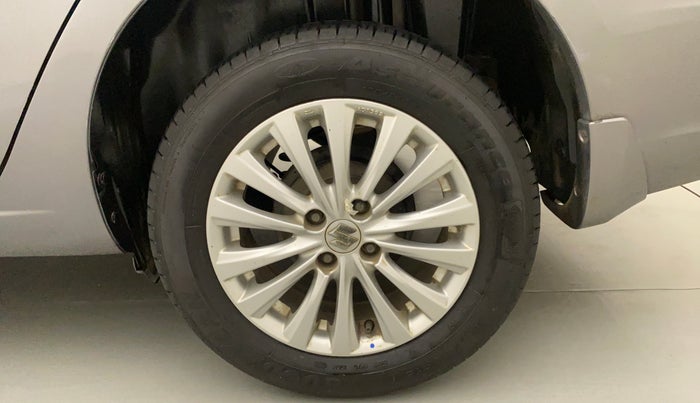 2017 Maruti Ciaz ZETA DIESEL 1.3, Diesel, Manual, 86,680 km, Left Rear Wheel