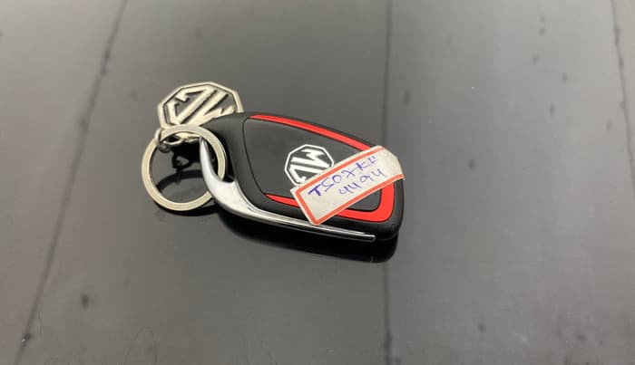 2023 MG ASTOR SHARP 1.5 MT, Petrol, Manual, 21,757 km, Key Close Up