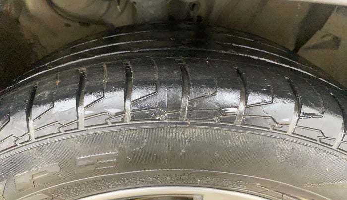 2021 KIA SELTOS HTX 1.5 PETROL, Petrol, Manual, 55,746 km, Right Front Tyre Tread