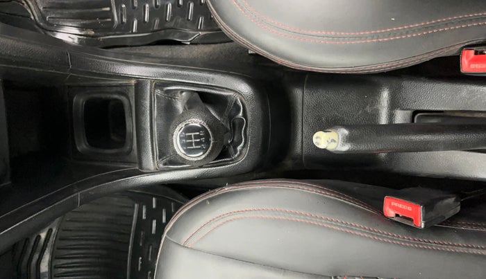 2016 Maruti Swift VXI, Petrol, Manual, 53,297 km, Gear Lever
