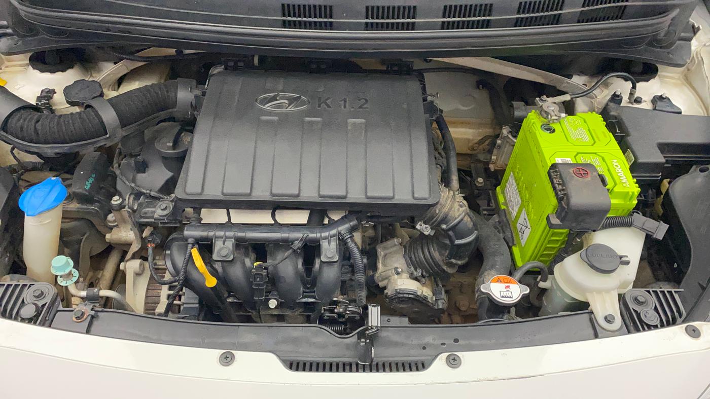 2014 Hyundai Xcent S 1.2, Petrol, Manual, 49,374 km, Engine View