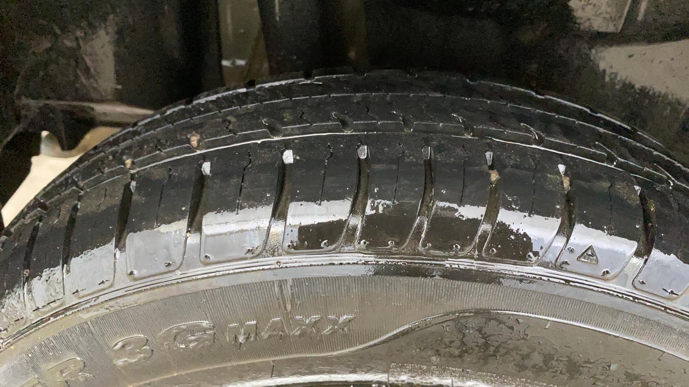 2018 Maruti Swift VXI, Petrol, Manual, 49,509 km, Right Rear Tyre Tread