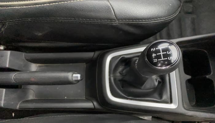 2018 Maruti Swift VXI, Petrol, Manual, 49,509 km, Gear Lever