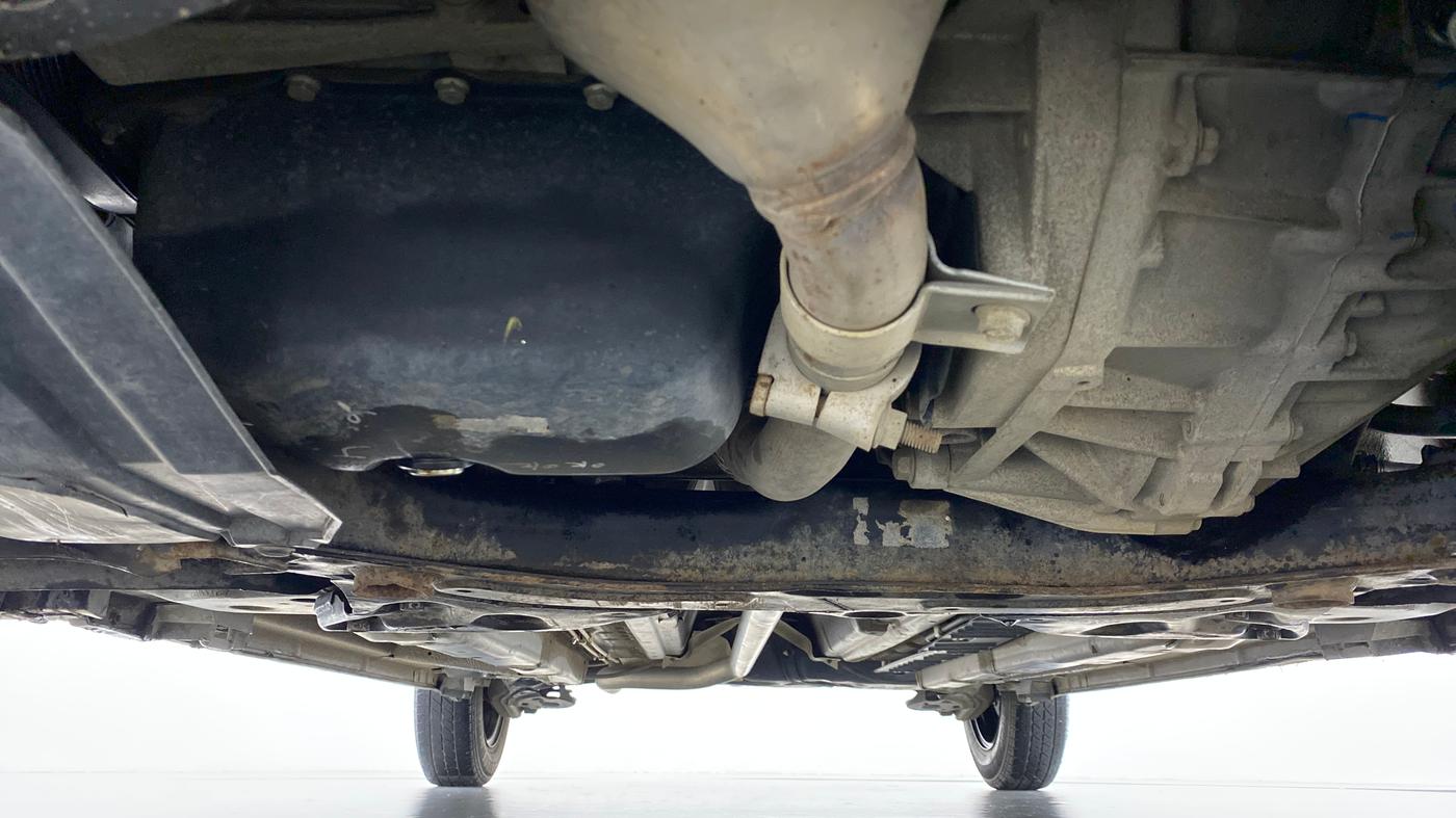 2017 Maruti Swift VDI, Diesel, Manual, 40,255 km, Front Underbody
