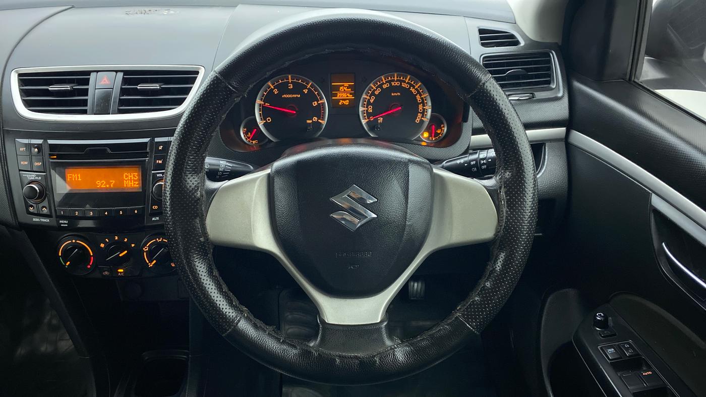 2017 Maruti Swift VDI, Diesel, Manual, 40,255 km, Steering Wheel Close Up