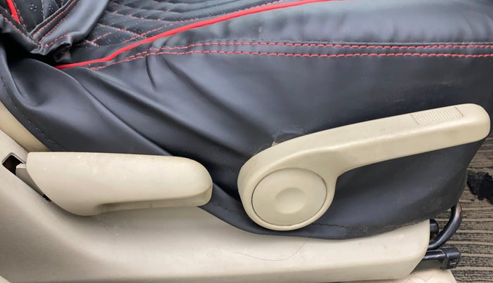 2016 Maruti Ciaz ZXI+, Petrol, Manual, 1,00,415 km, Driver Side Adjustment Panel