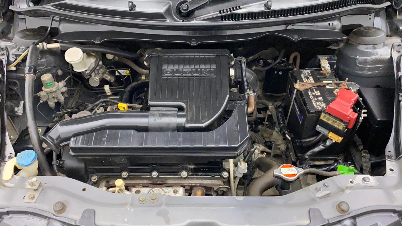 2015 Maruti Swift VXI, Petrol, Manual, 90,695 km, Open Bonet