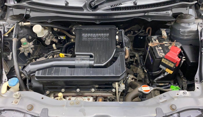 2015 Maruti Swift VXI, Petrol, Manual, 90,695 km, Open Bonet